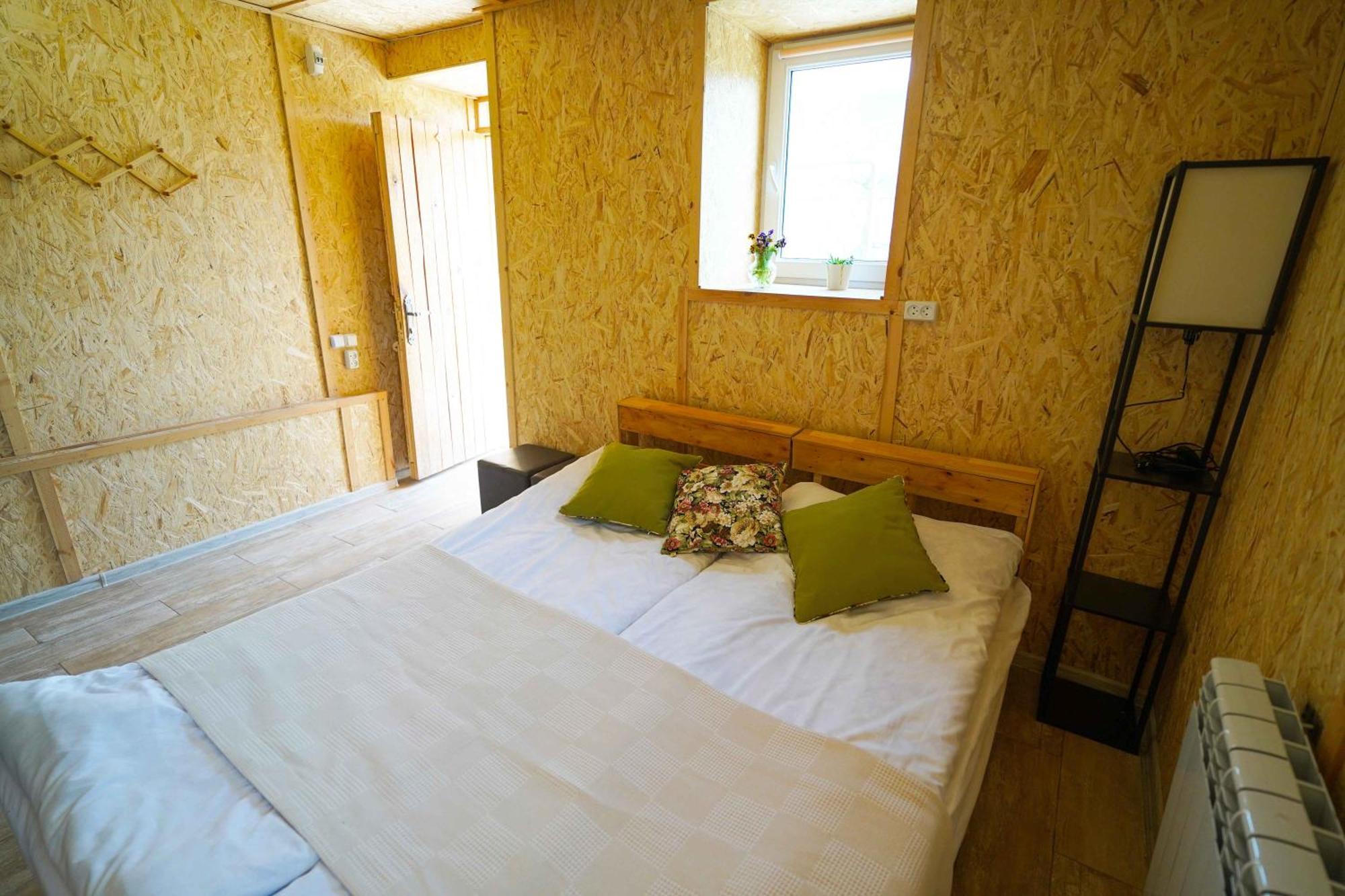 Chamich Guesthouse Debed Room photo